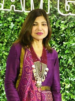 Alka Yagnik — Artist photo