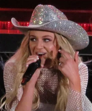 Kelsea Ballerini — Artist photo